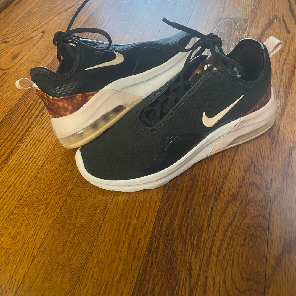 Nike Black and White Sneakers